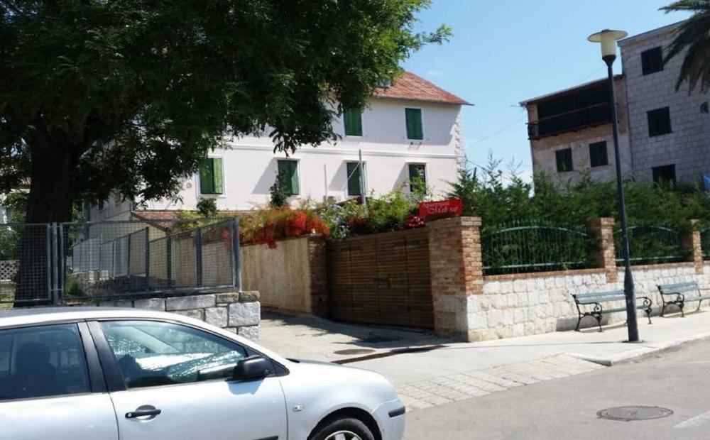 Apartments Mali Raj Vranjic Zewnętrze zdjęcie